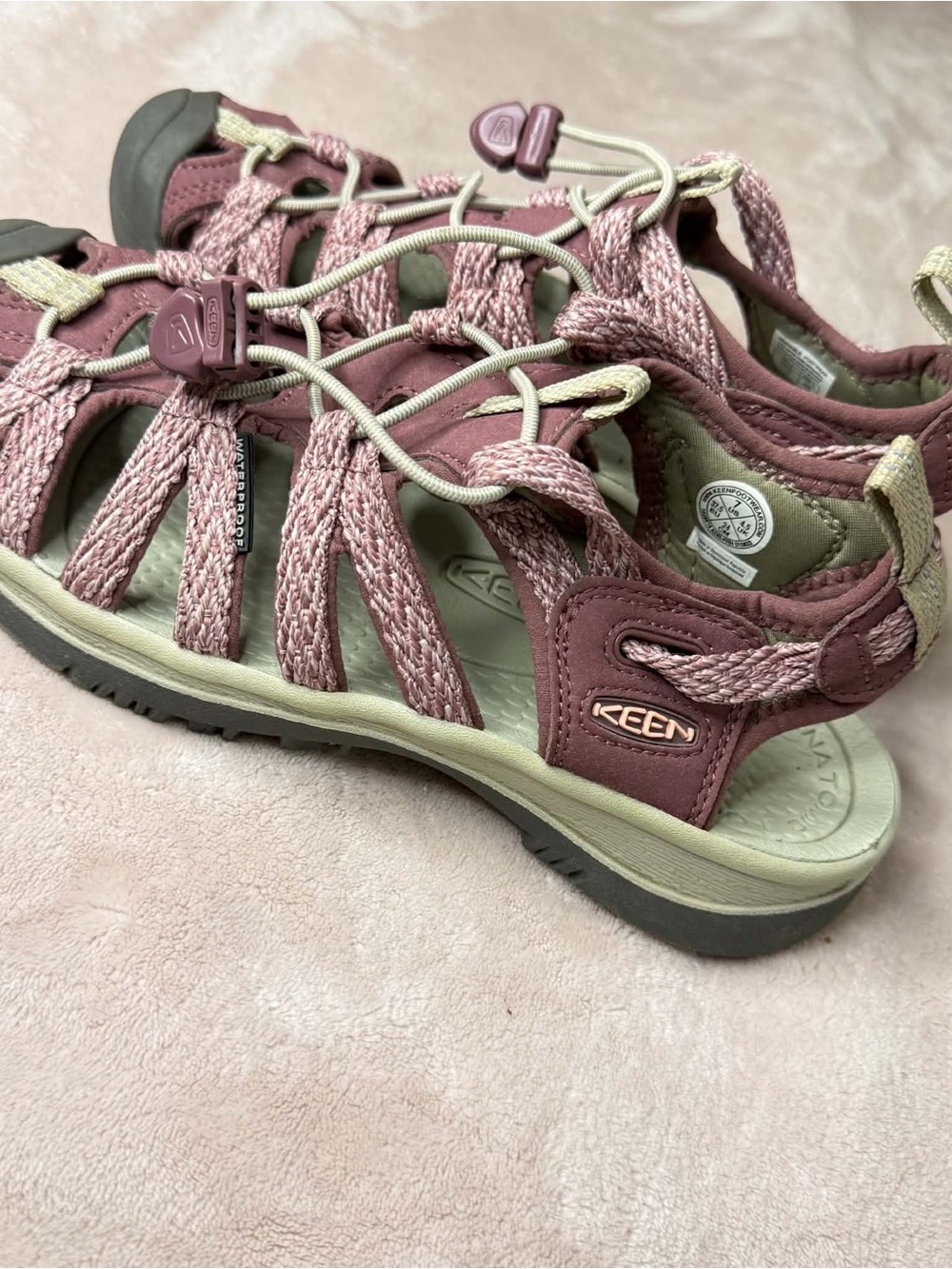 KEEN Whisper Sandals Women's Size 7 Burgundy